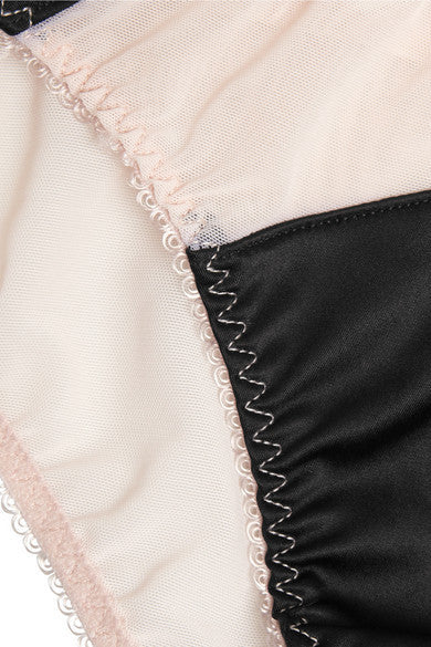L'Agent by Agent Provocateur Kalhotky Penelope z elastického saténu a tylu detail
