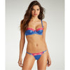 L'Agent by Agent Provocateur Tanga Marisella chrpově modrá fuchsiová Model
